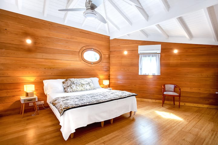 Suite Boisée — Hublot